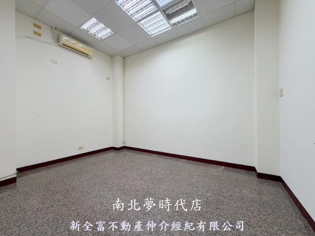 台南北區店面-4