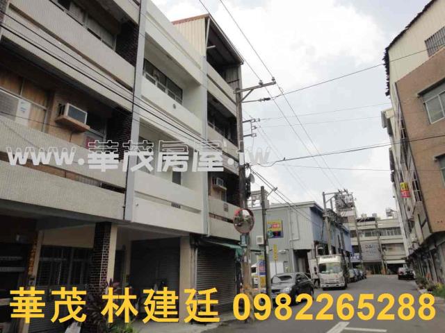 歸仁中正三街住商用三樓透天