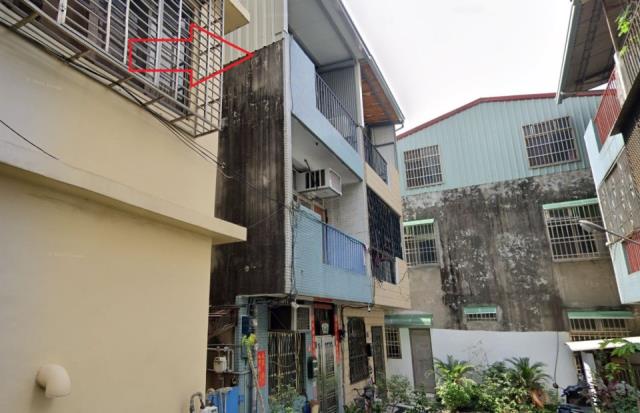 東區法拍屋建智街透天優室法拍林小陽