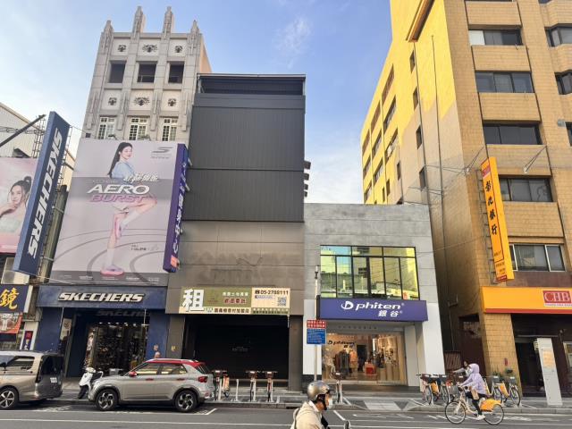 嘉義西區店面-2