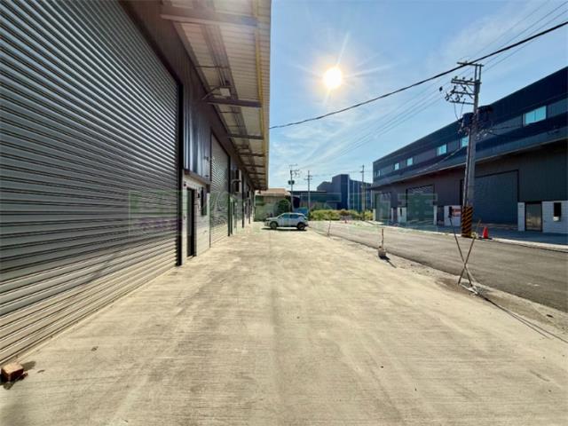 屏東建國路旁全新工業廠房四