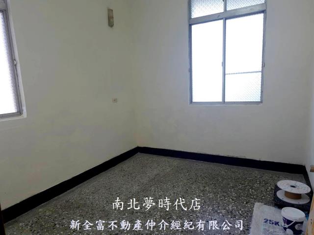 台南新營公寓-2