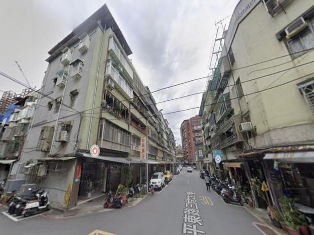 信義區法拍公寓-6