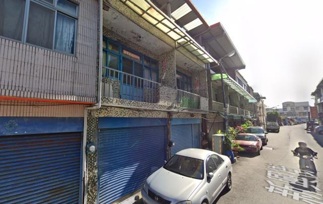 竹南鎮法拍屋新興街透天優室法拍林小陽