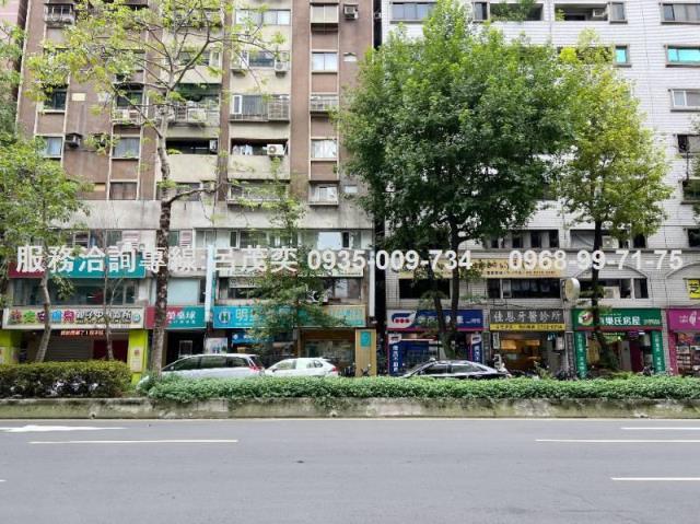紀念館光復南路店面稀有釋出醫美診所店面辦公室精華地段全聯信義