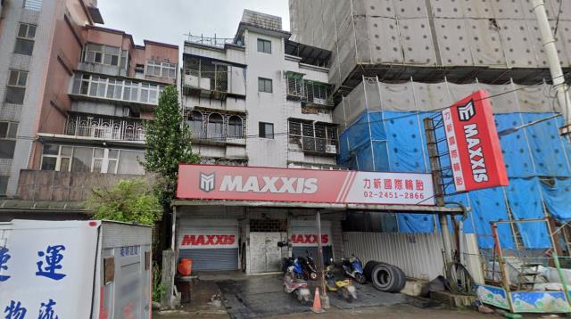 七堵區法拍屋實踐路雅寓優室法拍林小陽