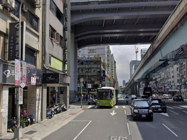 台北松山大樓法拍-2