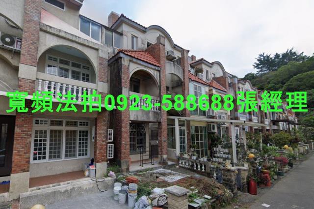 北屯法拍屋東山路二段100巷16弄13號天星國家別墅社區透天