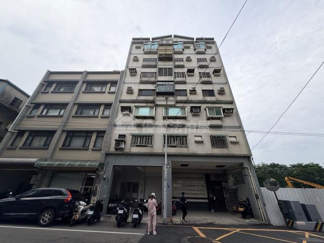 新竹法拍屋華廈台溪親子公園法拍好丘0906901097