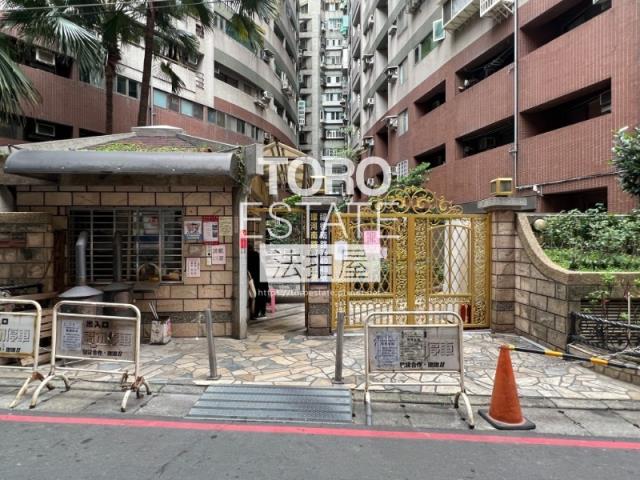 三重法拍大樓-1