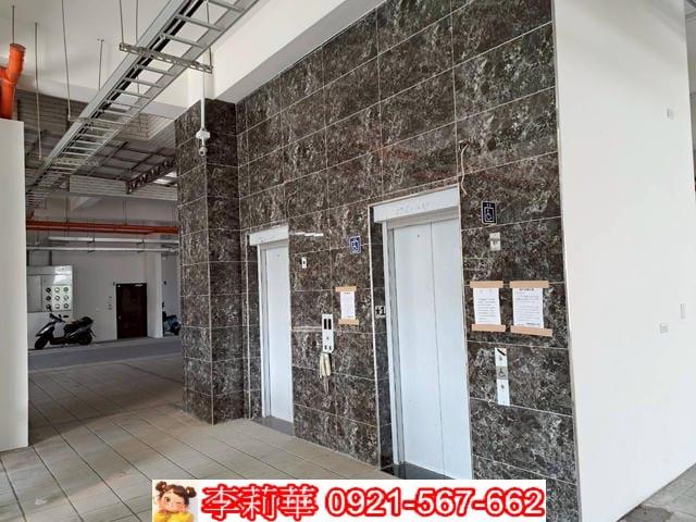新營華廈-1