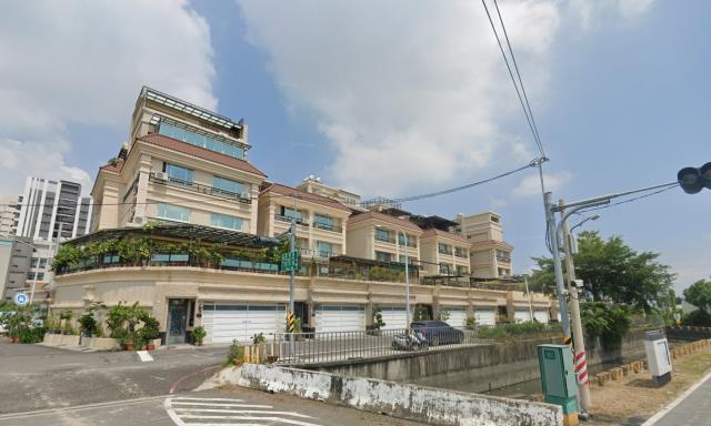 高雄鳳山透天法拍-5