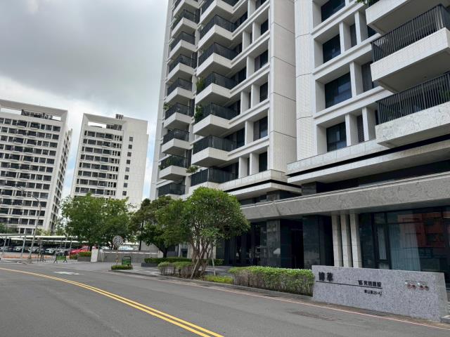 高雄法拍大樓-4