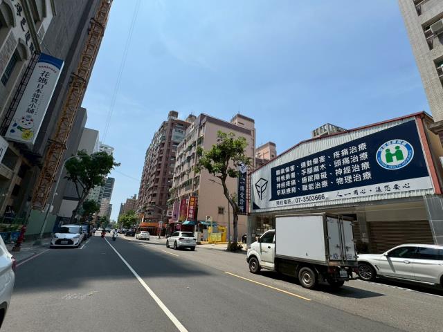 高雄左營大樓法拍-5