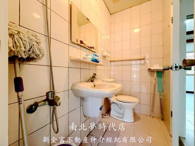 台南中西區透天-12