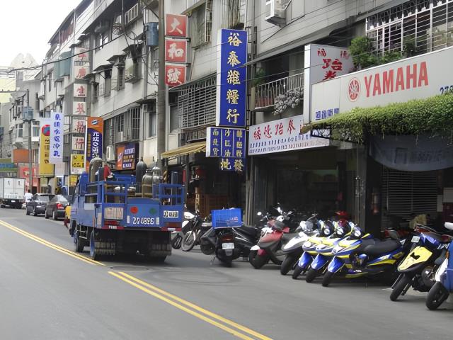 台北南港拍賣公寓-1