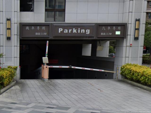 新北五股拍賣大樓-4