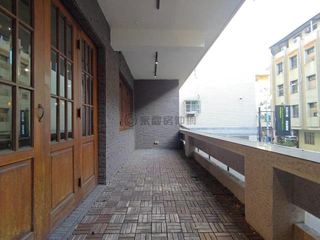 高雄新興區透天-13