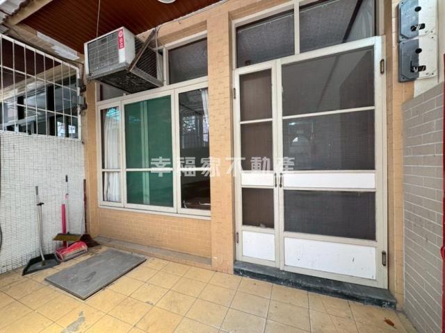 專東區雙面臨路朝南傳統透天