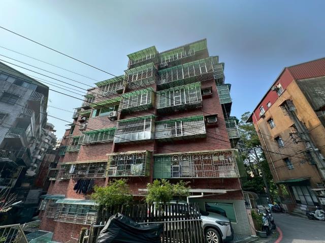 新店區法拍屋竹林路竹林山水優室法拍林小陽