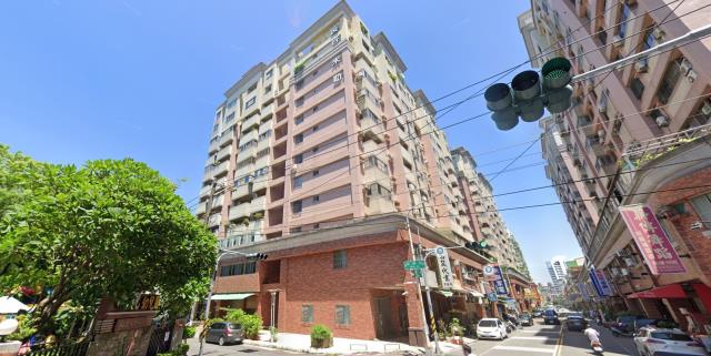 高雄鳳山大樓法拍-2