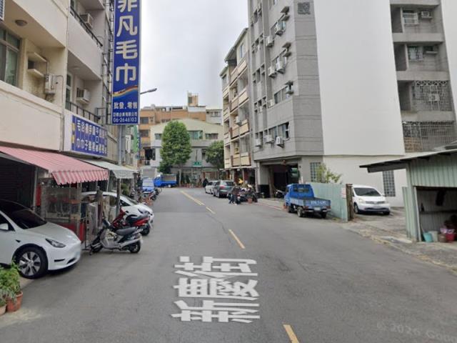 台南南區法拍華廈-3