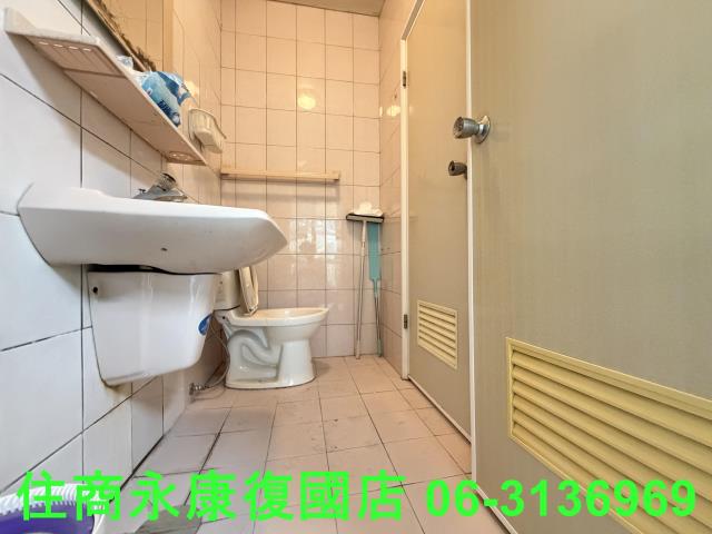 台南中西區透天-9