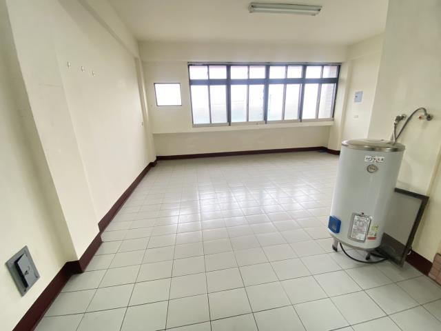 台中后里店面-8