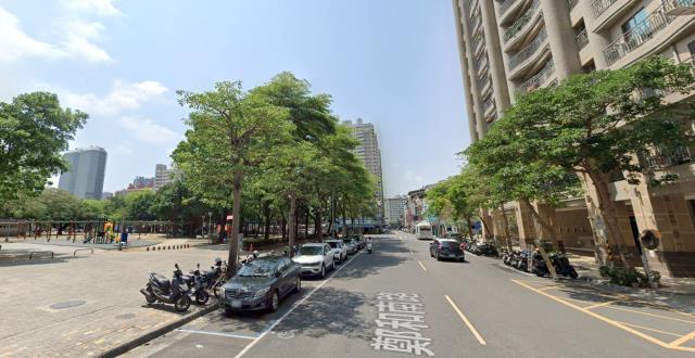 高雄前鎮大樓法拍-11