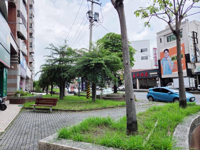 高雄岡山大樓-9