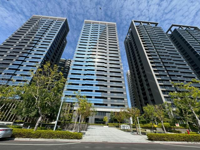高雄橋頭法拍大樓-6