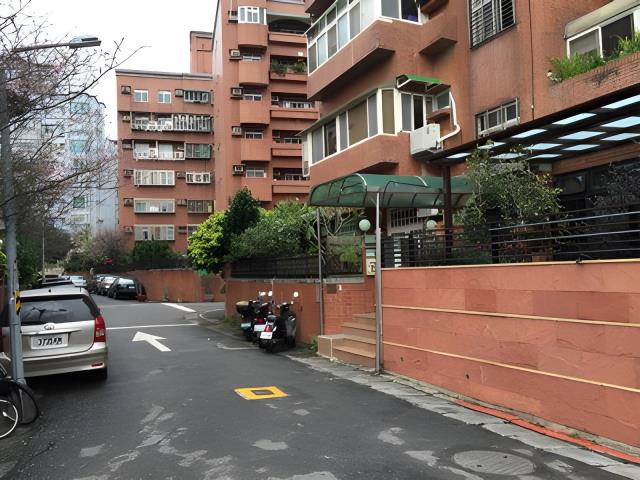 台北內湖大樓法拍-0