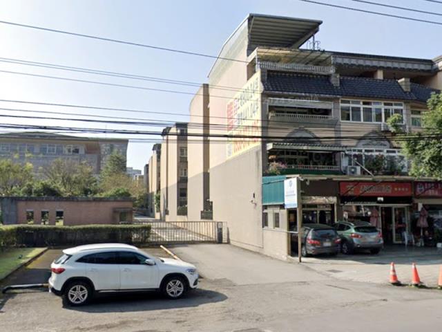 基隆七堵透天法拍-3