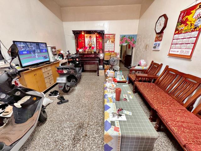 龍井區透天東海商圈邊間透天