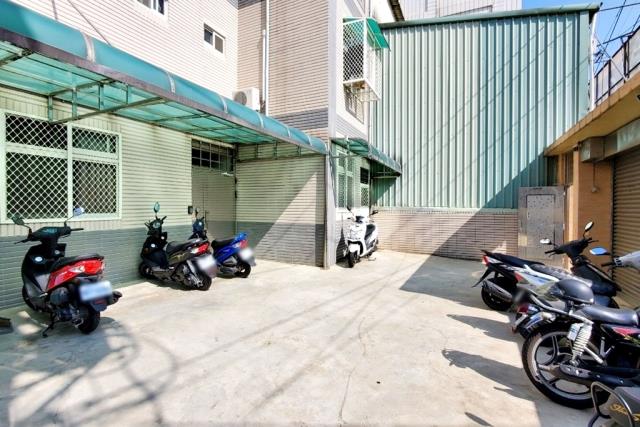 超大地坪遊園北路套房