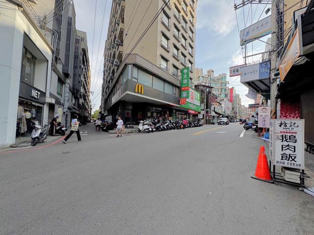 台中龍井透天-1