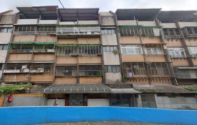 安樂區法拍屋中和路富都新城雅寓優室法拍林小陽