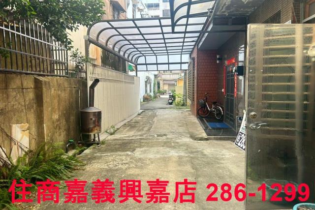 東區透天-11