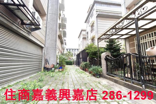 嘉義太保店面-13