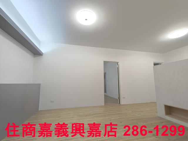 西區店面-12