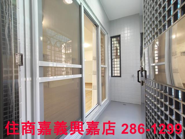 西區店面-13