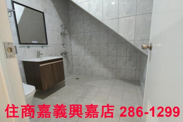 東區透天-11