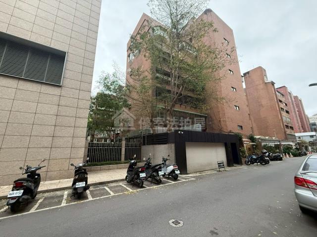 台北大安區拍賣華廈-0