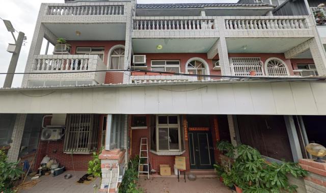 後龍鎮法拍屋高鐵六路透天厝優室法拍林小陽