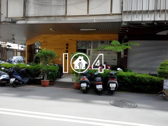 台中西區拍賣華廈-1