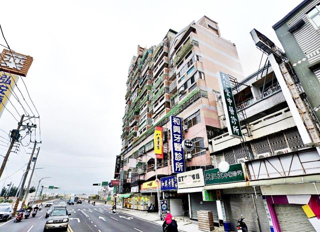 嘉義市吳鳳南路好旺角