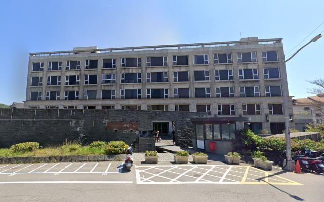 東區法拍屋明湖路煙波主人優室法拍林小陽
