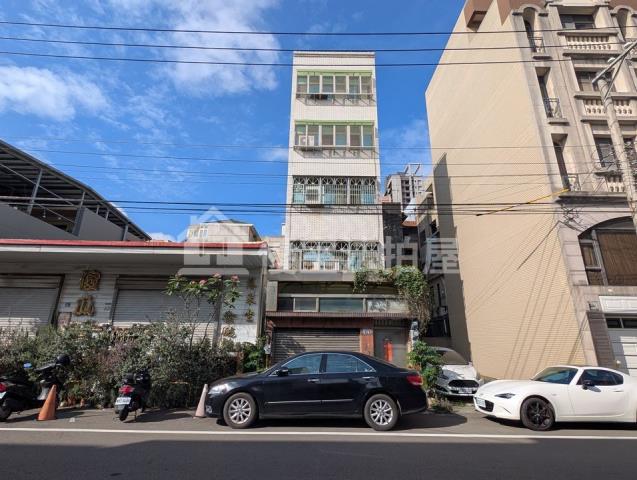 新竹法拍屋湳雅生活圈載熙國小透天法拍好丘0906901097