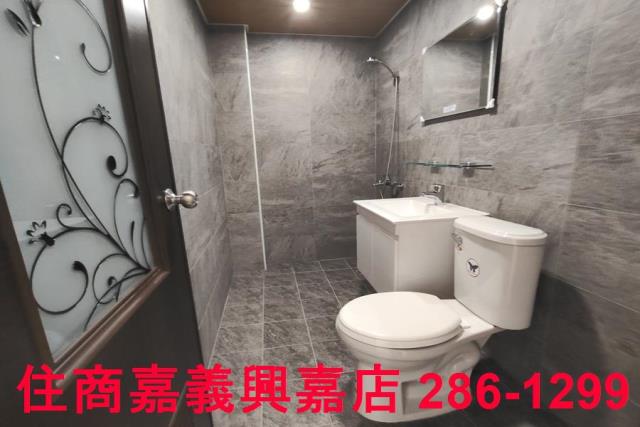 嘉義公寓-8