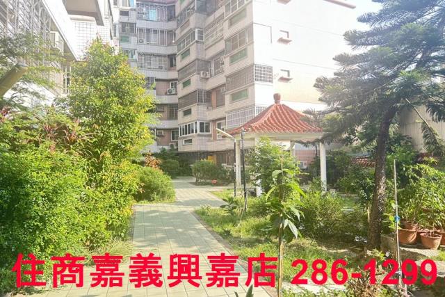 電梯三房